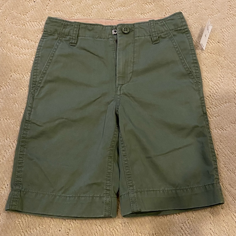 GAP Kids Lived-in olive green Khaki Shorts SZ 6